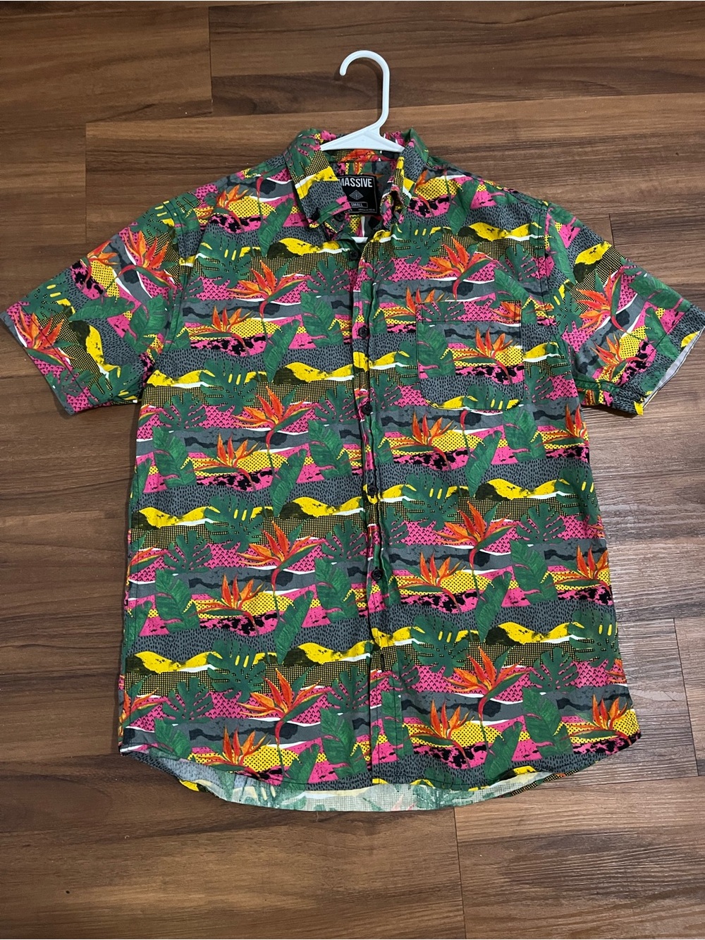 Massive Men’s Button Down Polo - Size Small